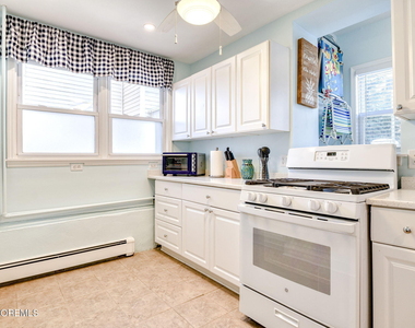 18 Abbott Avenue - Photo Thumbnail 11