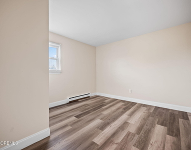 175 Buckelew Avenue - Photo Thumbnail 23