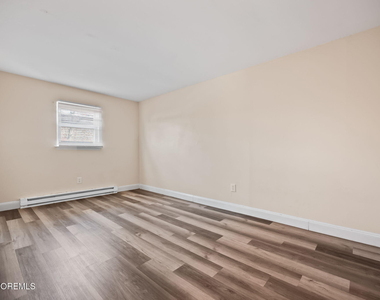 175 Buckelew Avenue - Photo Thumbnail 25