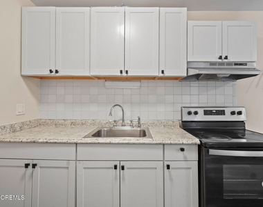 175 Buckelew Avenue - Photo Thumbnail 18