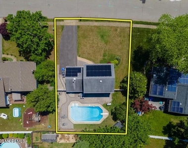 960 Green Hill Boulevard - Photo Thumbnail 35