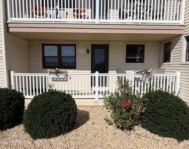 135 Wharfside Drive - Photo Thumbnail 13