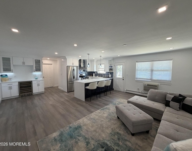 135 Wharfside Drive - Photo Thumbnail 4