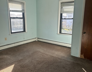 202 Monmouth Boulevard - Photo Thumbnail 8