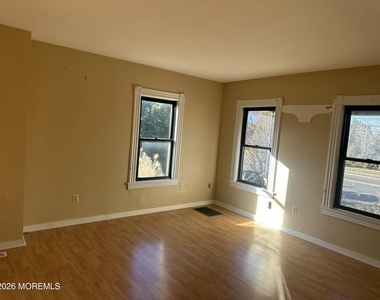 202 Monmouth Boulevard - Photo Thumbnail 4