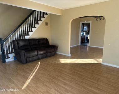 202 Monmouth Boulevard - Photo Thumbnail 5