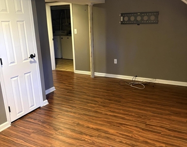 36 Bayberry Avenue - Photo Thumbnail 10