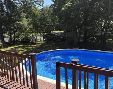 36 Bayberry Avenue - Photo Thumbnail 7