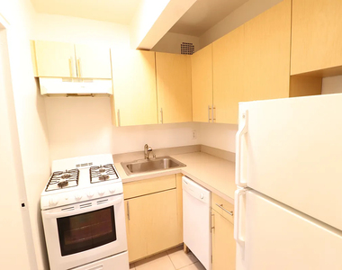 98-30 67th Avenue - Photo Thumbnail 5