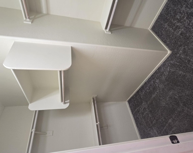 4039 N Park Street - Photo Thumbnail 12