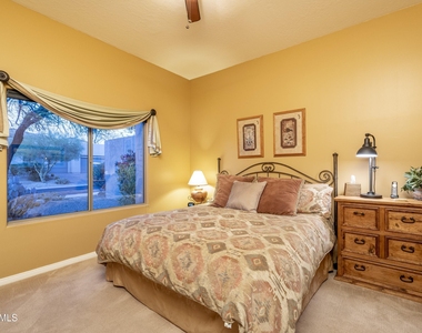 6183 E Evening Glow Drive - Photo Thumbnail 16