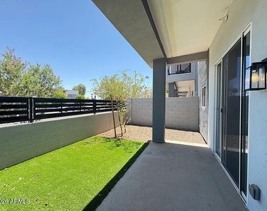 3622 N 38th Street - Photo Thumbnail 16