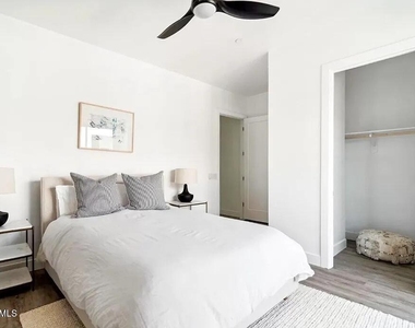 3622 N 38th Street - Photo Thumbnail 7