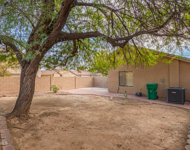42346 W Sunland Drive - Photo Thumbnail 29