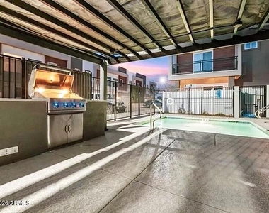 3622 N 38th Street - Photo Thumbnail 16