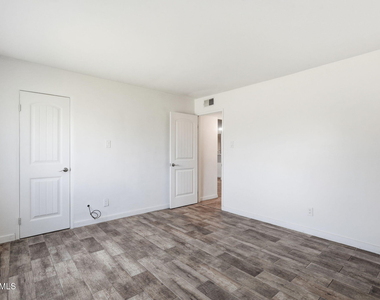 3314 N 68th Street - Photo Thumbnail 16