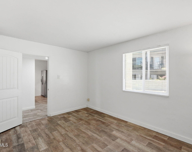 3314 N 68th Street - Photo Thumbnail 10