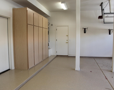 5435 W Buffalo Street - Photo Thumbnail 28