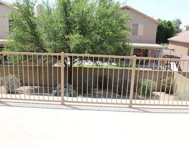 5435 W Buffalo Street - Photo Thumbnail 24