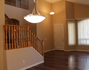 5435 W Buffalo Street - Photo Thumbnail 3