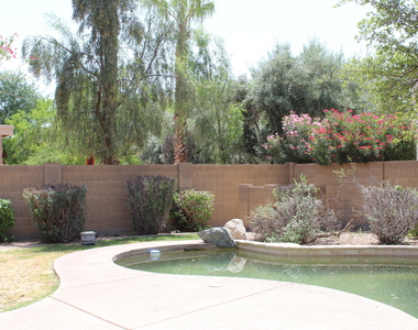 5435 W Buffalo Street - Photo Thumbnail 27