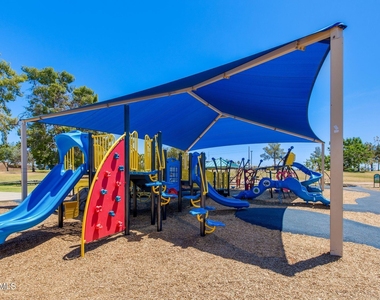 4950 N Miller Road - Photo Thumbnail 35