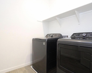 664 S Melvin Street - Photo Thumbnail 5