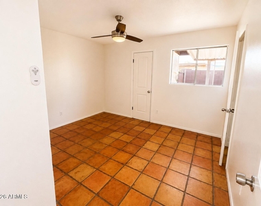 6735 N 16th Street - Photo Thumbnail 6