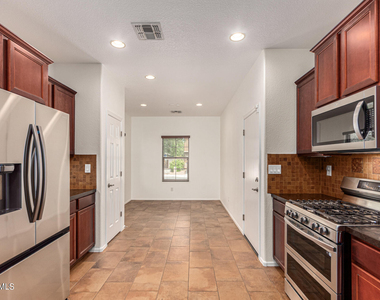 10847 W Avenida Del Rey -- - Photo Thumbnail 14
