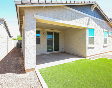 17333 W Pershing Street - Photo Thumbnail 16