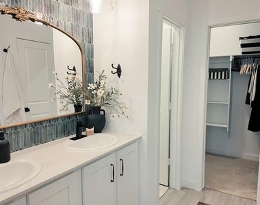 319 Sedalia Trail - Photo Thumbnail 24