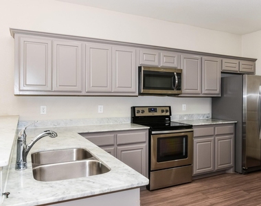9948 Rio Doso Drive - Photo Thumbnail 6