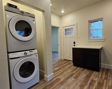 1700 Kendolph - Photo Thumbnail 8
