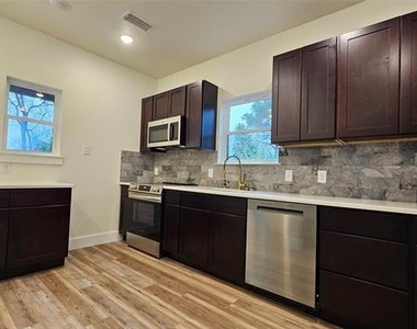 1700 Kendolph - Photo Thumbnail 5