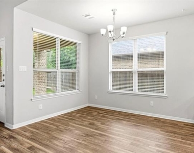 12173 Pearl Bay Court - Photo Thumbnail 11
