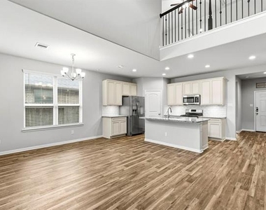 12173 Pearl Bay Court - Photo Thumbnail 6