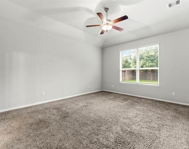 12173 Pearl Bay Court - Photo Thumbnail 16