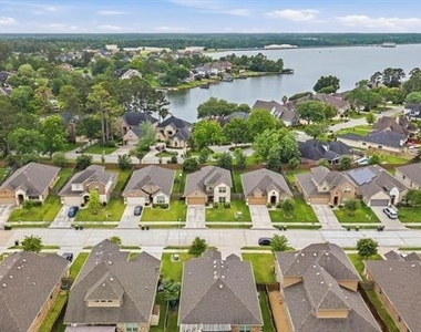 12173 Pearl Bay Court - Photo Thumbnail 32