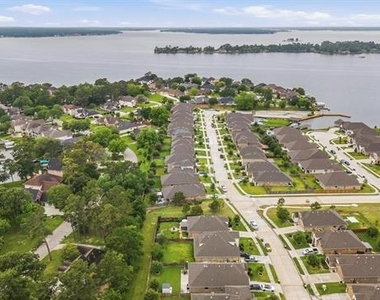 12173 Pearl Bay Court - Photo Thumbnail 33