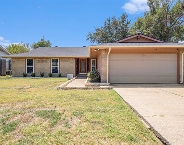 1014 Terrace Trail - Photo Thumbnail 1