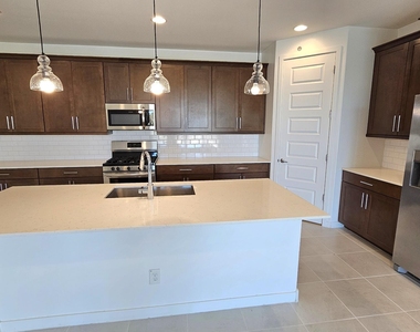 32029 N 123rd Lane - Photo Thumbnail 4