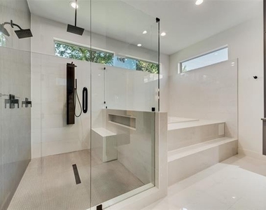 6411 Royal Lane - Photo Thumbnail 15