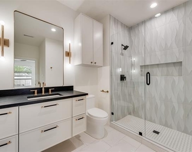 6411 Royal Lane - Photo Thumbnail 25