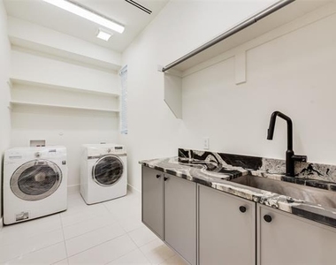 6411 Royal Lane - Photo Thumbnail 30