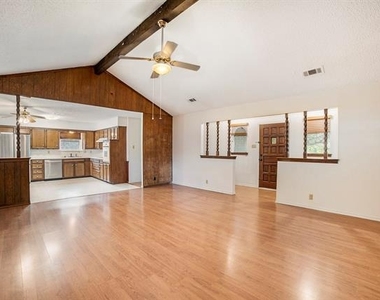 1608 San Antone Lane - Photo Thumbnail 5