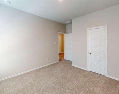 9741 Mcclane Farm Drive - Photo Thumbnail 10