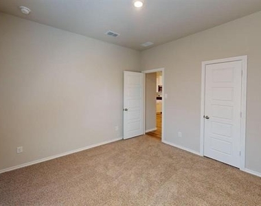 9741 Mcclane Farm Drive - Photo Thumbnail 11