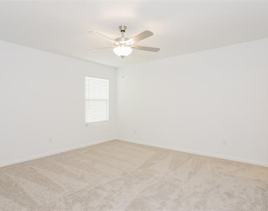 1309 Buckaroo Boulevard - Photo Thumbnail 4