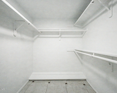 2225 E Catalina Drive - Photo Thumbnail 19