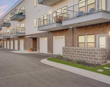 209 Wimberly Street - Photo Thumbnail 1